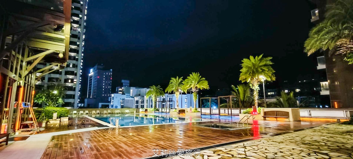 礁溪住宿 溫泉飯店 長榮鳳凰酒店 期間限定日本季buffet烤鴨美食吃到飽 親子同遊千坪 spa溫泉池 房內就可泡湯！