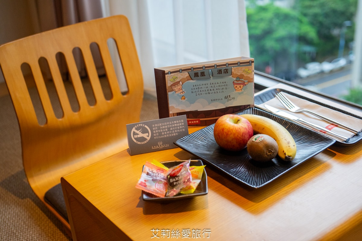 礁溪住宿 溫泉飯店 長榮鳳凰酒店 期間限定日本季buffet烤鴨美食吃到飽 親子同遊千坪 spa溫泉池 房內就可泡湯！