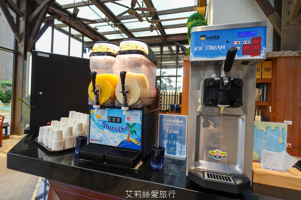 礁溪住宿 溫泉飯店 長榮鳳凰酒店 期間限定日本季buffet烤鴨美食吃到飽 親子同遊千坪 spa溫泉池 房內就可泡湯！