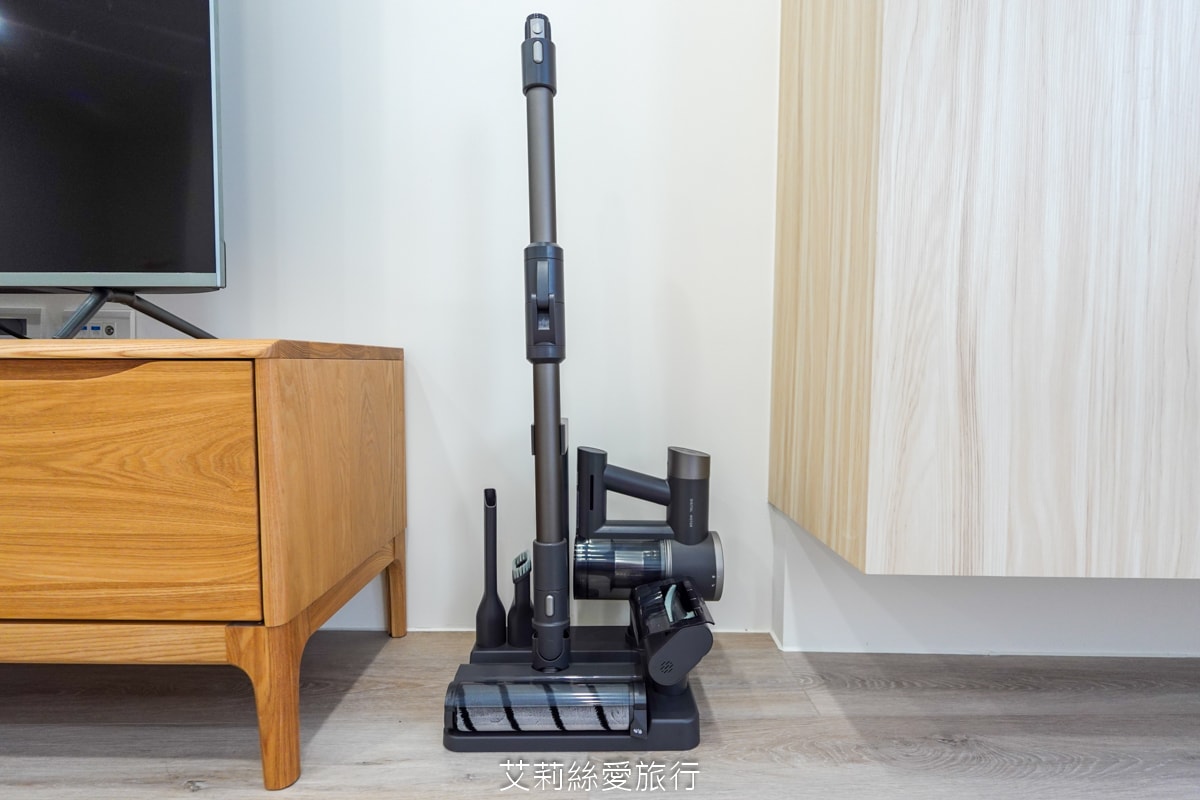 家電開箱無線吸塵器推薦！禾聯家電多功能輕巧無線吸塵器 護眼綠光顯塵好清潔 低音運轉小孩寵物都安心！