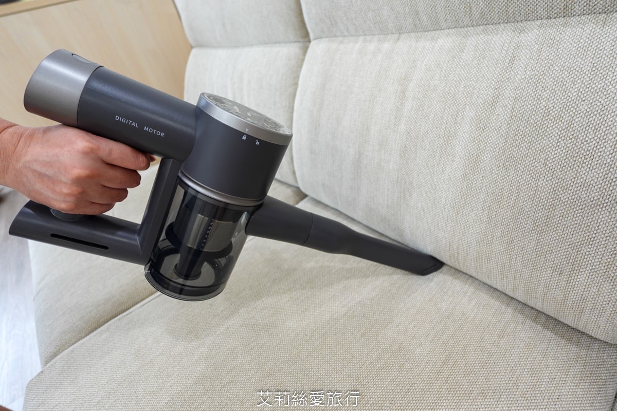 家電開箱無線吸塵器推薦！禾聯家電多功能輕巧無線吸塵器 護眼綠光顯塵好清潔 低音運轉小孩寵物都安心！