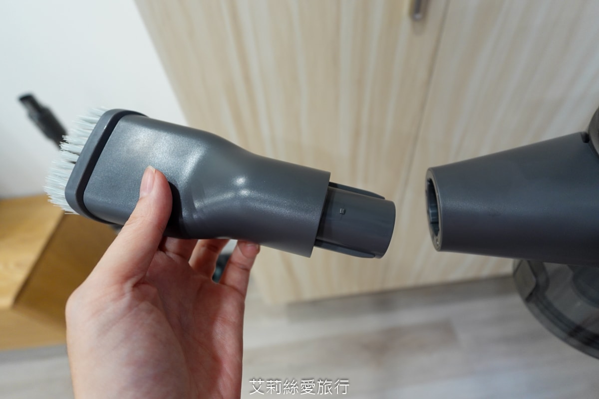 家電開箱無線吸塵器推薦！禾聯家電多功能輕巧無線吸塵器 護眼綠光顯塵好清潔 低音運轉小孩寵物都安心！