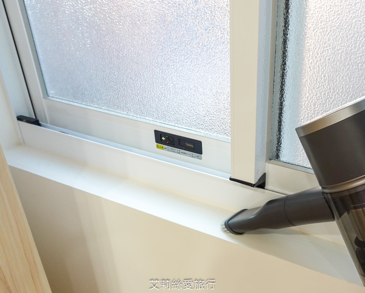 家電開箱無線吸塵器推薦！禾聯家電多功能輕巧無線吸塵器 護眼綠光顯塵好清潔 低音運轉小孩寵物都安心！