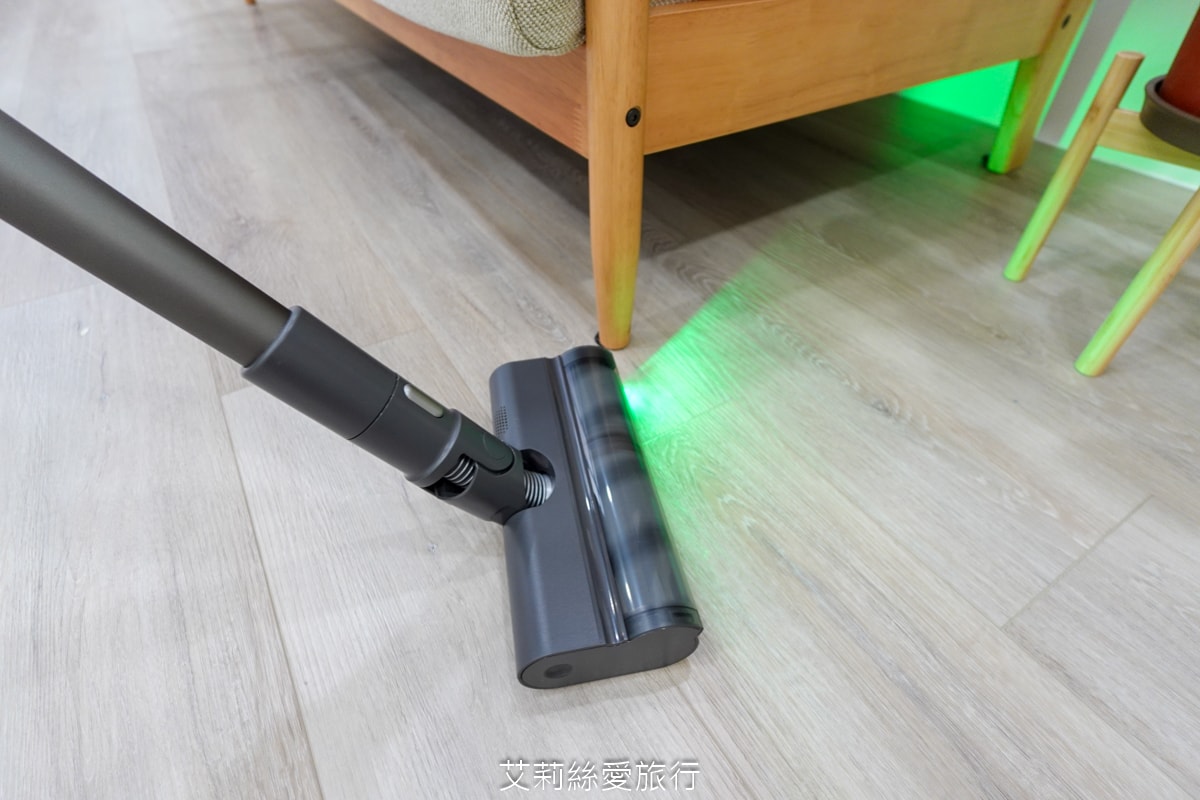 家電開箱無線吸塵器推薦！禾聯家電多功能輕巧無線吸塵器 護眼綠光顯塵好清潔 低音運轉小孩寵物都安心！