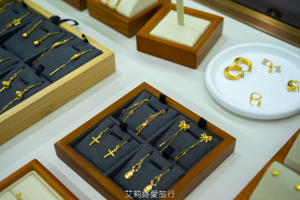 黃金回收去哪換？木村貴金屬銀樓門市 網路高人氣文青品牌 時尚輕奢金飾店 vs 傳統銀樓的評比