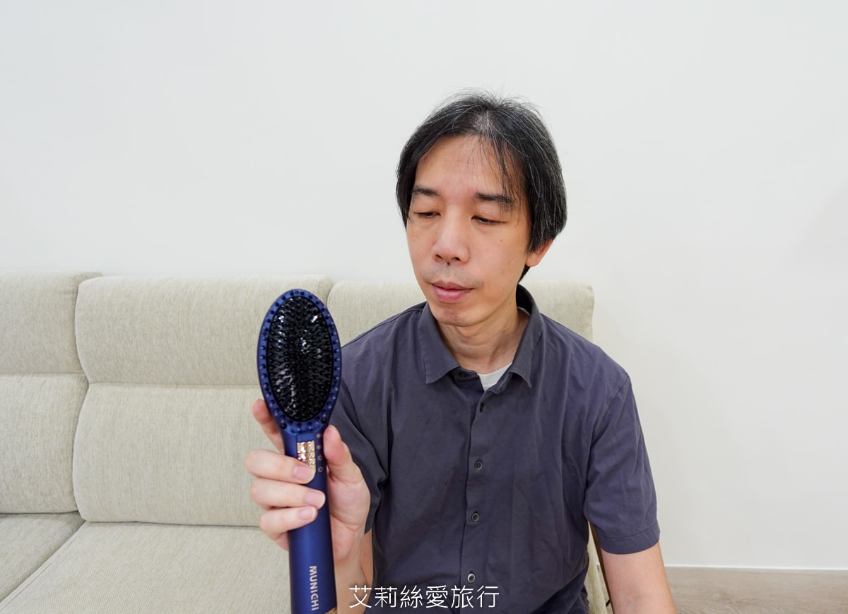 好物推薦！蓬鬆造型不求人！MUNICHI 沐尼黑溫感空氣熱風梳 65dB輕音量不擾人 梳子＆吹風機2in1 國際電壓出國也能用！