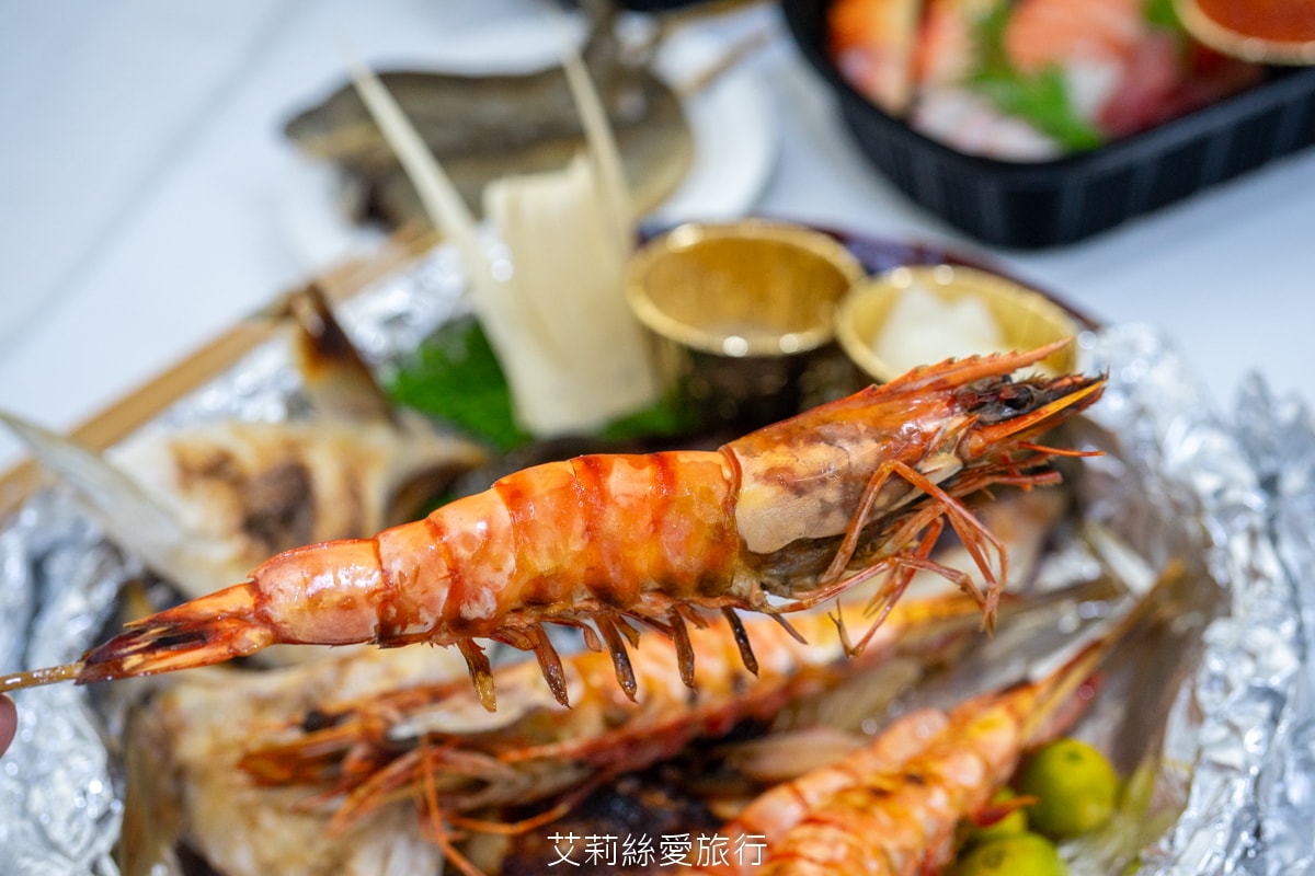 免出門在家品嚐頂級海鮮拼盤 林居日本料理 新春限定團圓盛宴年菜 極上刺身 現烤海鮮組合 松葉蟹鉗 生食鮮干貝 鮮甜鮭魚卵 宅配到府