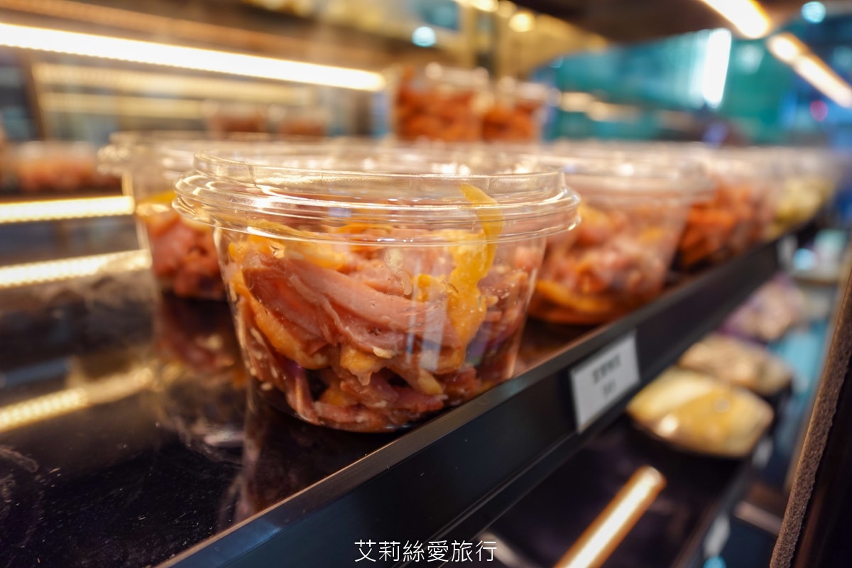 中和美食 豬一十五 古早味眷村美食 刈包 四神湯 麻油雞腿湯麵 樣樣經典台式小吃 近南勢南捷運站