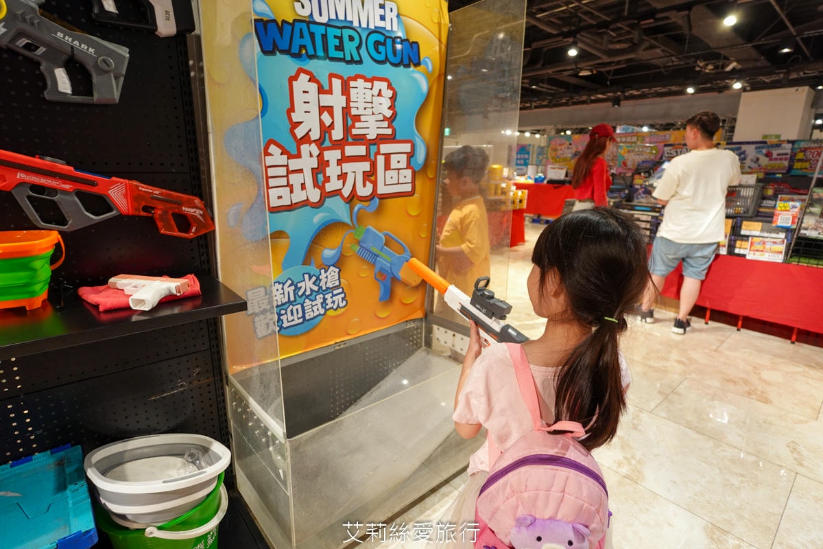 暑假限時活動！ 樂米玩具特賣會3折起！ 2025最新玩具 任選3件$299 滿2000現折200！新莊宏匯廣場