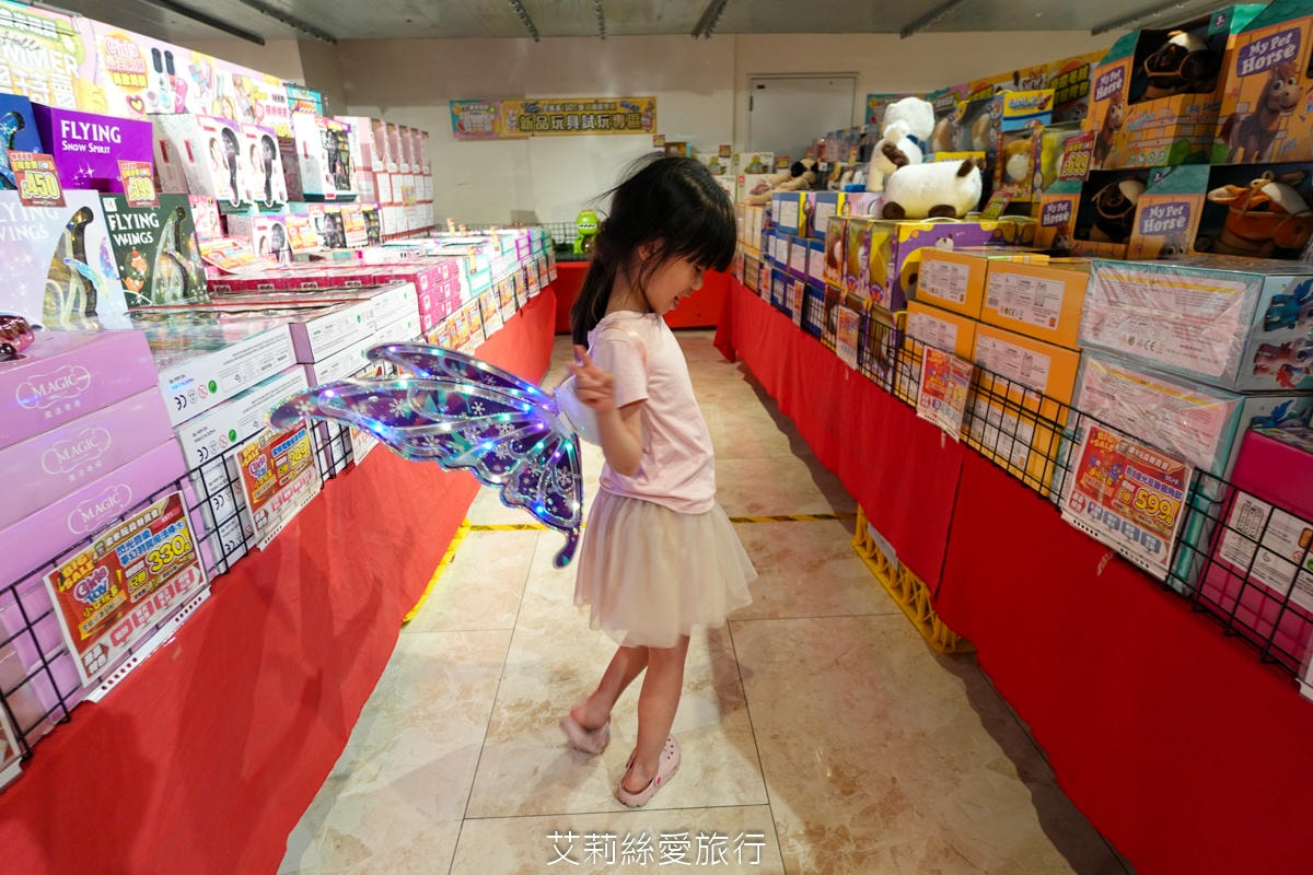 暑假限時活動！ 樂米玩具特賣會3折起！ 2025最新玩具 任選3件$299 滿2000現折200！新莊宏匯廣場