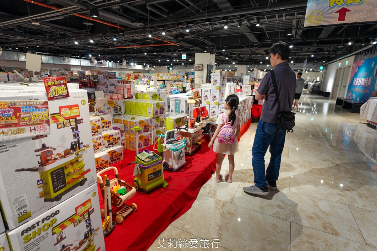 暑假限時活動！ 樂米玩具特賣會3折起！ 2025最新玩具 任選3件$299 滿2000現折200！新莊宏匯廣場