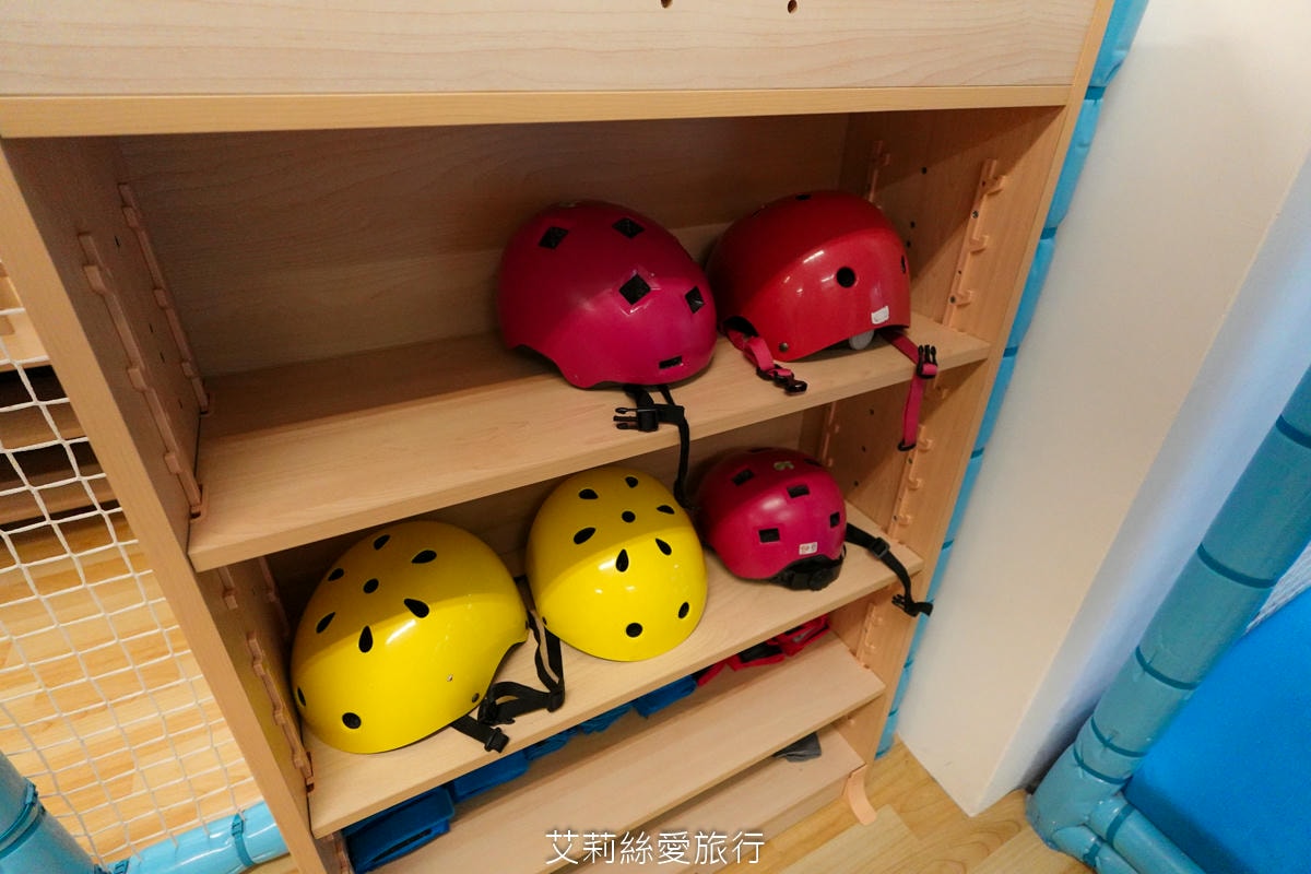 台北親子遊樂園！ 童話愛樂園  50元起一大一小入園不限時玩翻天！2層高旋轉滑梯 旋轉木馬 天然食材健康寶寶餐 捷運站附近