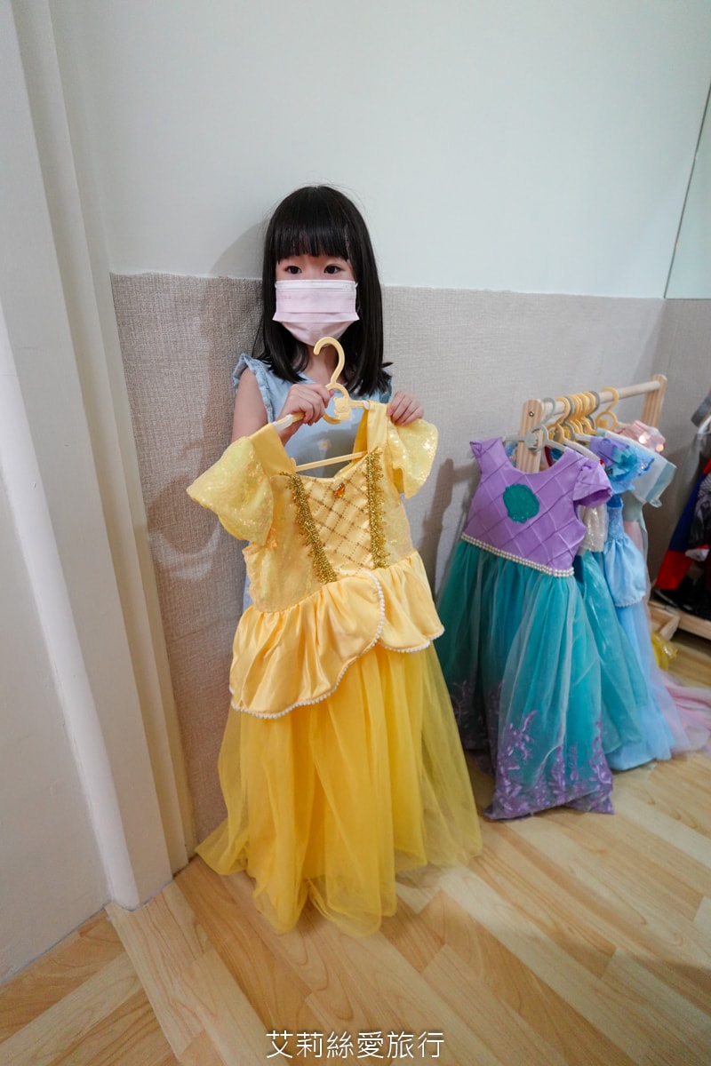 台北親子遊樂園！ 童話愛樂園  50元起一大一小入園不限時玩翻天！2層高旋轉滑梯 旋轉木馬 天然食材健康寶寶餐 捷運站附近