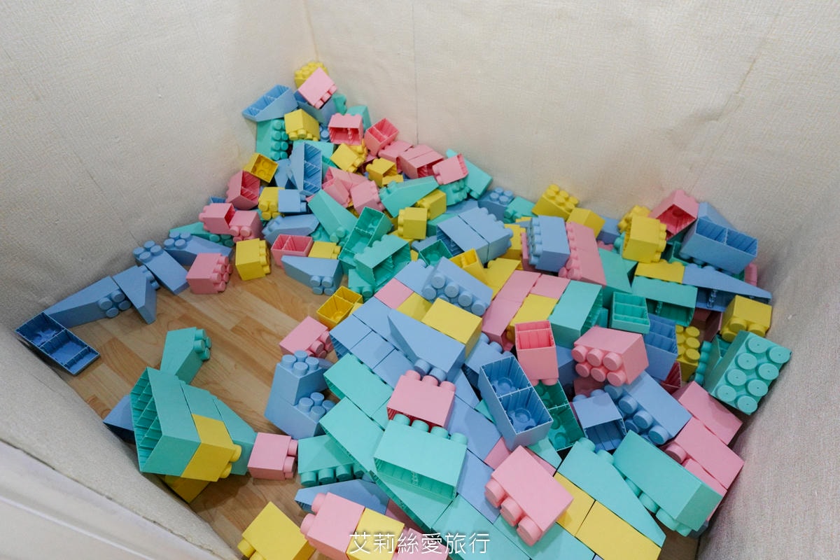 台北親子遊樂園！ 童話愛樂園  50元起一大一小入園不限時玩翻天！2層高旋轉滑梯 旋轉木馬 天然食材健康寶寶餐 捷運站附近