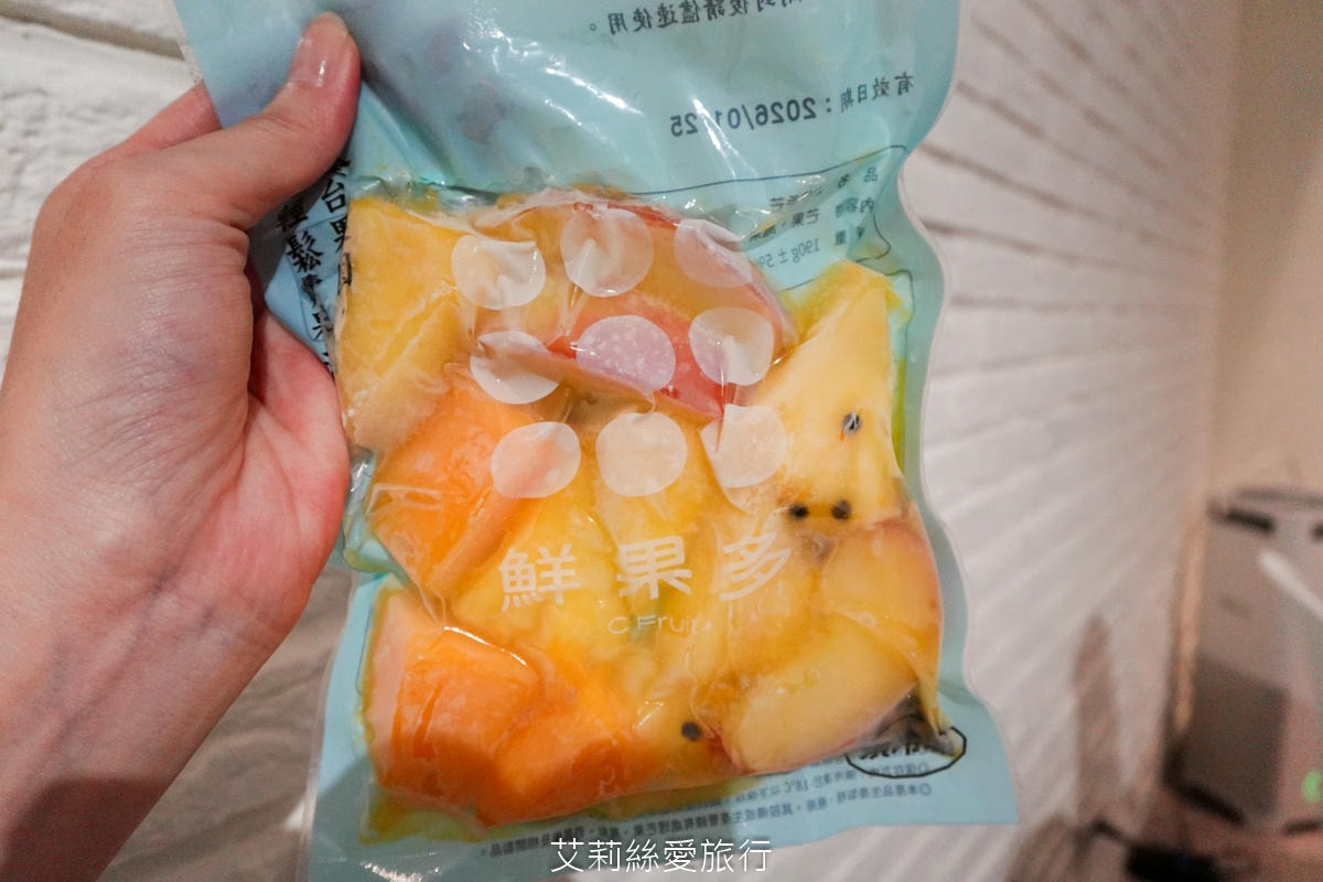 台北親子遊樂園！ 童話愛樂園  50元起一大一小入園不限時玩翻天！2層高旋轉滑梯 旋轉木馬 天然食材健康寶寶餐 捷運站附近