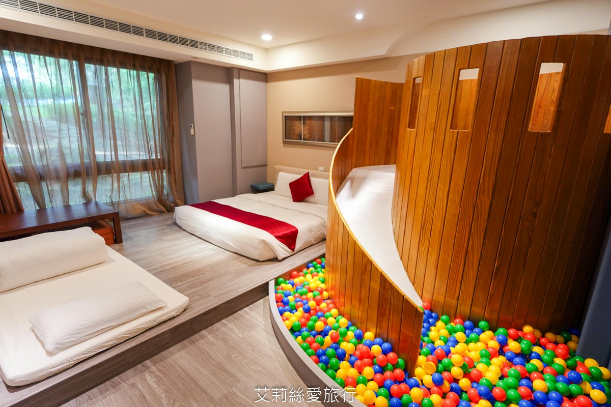 苗栗親子住宿 自然風情景觀餐廳渡假民宿 2025最新溜滑梯親子房型 ! - 第13張圖 苗栗親子住宿 自然風情景觀餐廳渡假民宿 2025最新溜滑梯親子房型 !