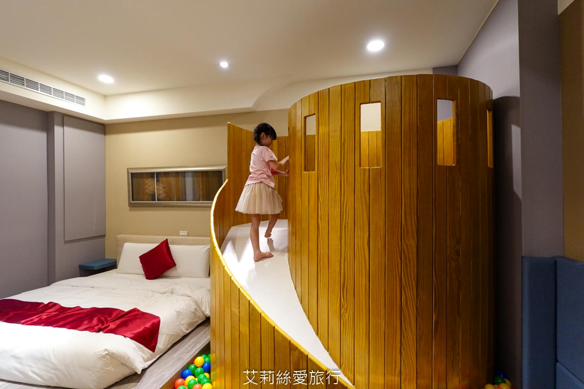 苗栗親子住宿 自然風情景觀餐廳渡假民宿 2025最新溜滑梯親子房型 ! - 第17張圖 苗栗親子住宿 自然風情景觀餐廳渡假民宿 2025最新溜滑梯親子房型 !