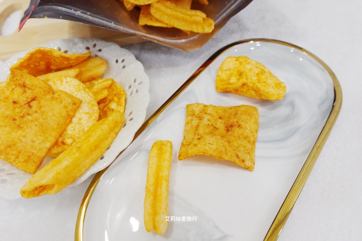 美食推薦!KAKA海洋燒 台灣好吃零食伴手禮 金沙蝦球、十三香小龍蝦 一包含三種經典餅乾 雙11超值活動 - 第12張圖 美食推薦!KAKA海洋燒 台灣好吃零食伴手禮 金沙蝦球、十三香小龍蝦 一包含三種經典餅乾 雙11超值活動
