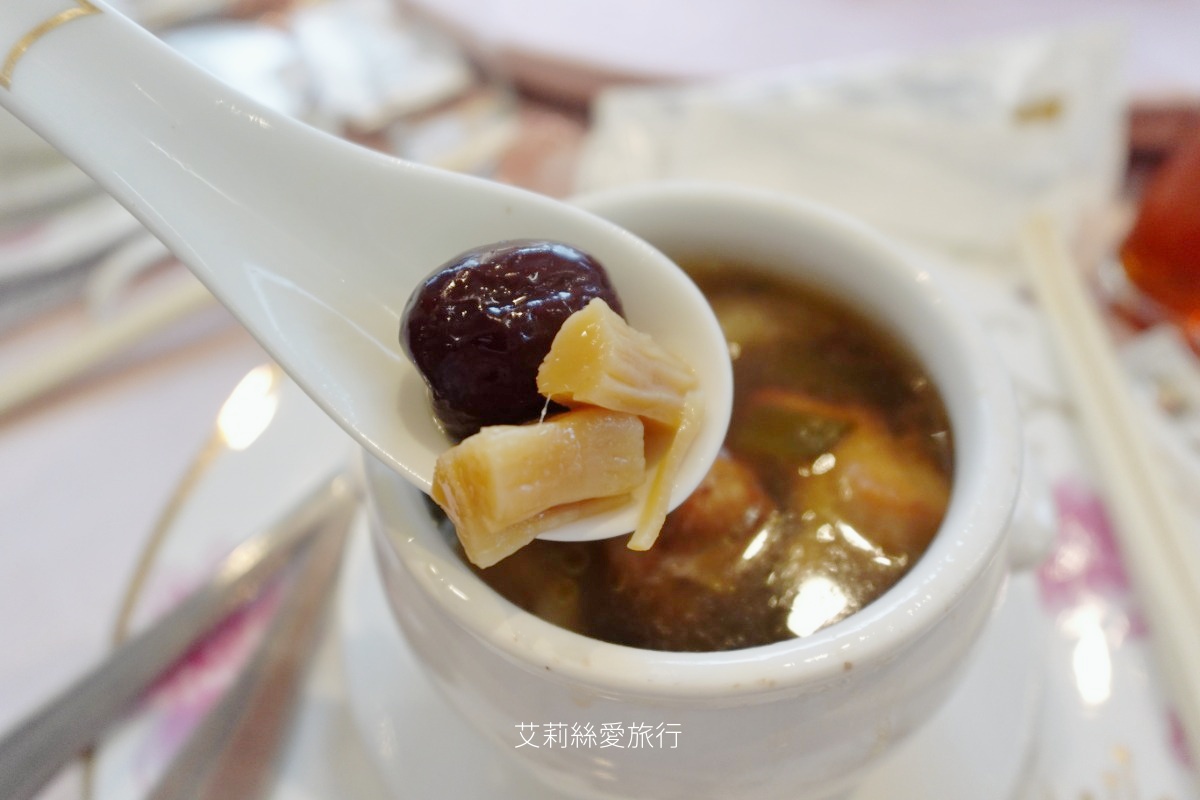 桃園婚禮戶外證婚 青青格麗絲莊園 絕美歐式戶外婚禮 創意中式餐點 港點吃到飽! - 第22張圖 桃園婚禮戶外證婚 青青格麗絲莊園 絕美歐式戶外婚禮 創意中式餐點 港點吃到飽!