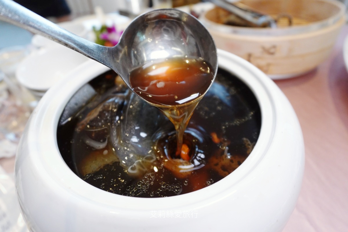 桃園婚禮戶外證婚 青青格麗絲莊園 絕美歐式戶外婚禮 創意中式餐點 港點吃到飽! - 第34張圖 桃園婚禮戶外證婚 青青格麗絲莊園 絕美歐式戶外婚禮 創意中式餐點 港點吃到飽!