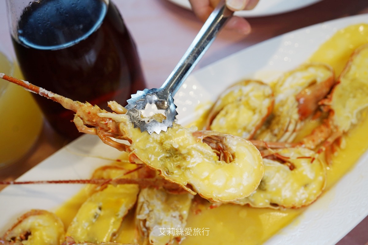 桃園婚禮戶外證婚 青青格麗絲莊園 絕美歐式戶外婚禮 創意中式餐點 港點吃到飽! - 第23張圖 桃園婚禮戶外證婚 青青格麗絲莊園 絕美歐式戶外婚禮 創意中式餐點 港點吃到飽!