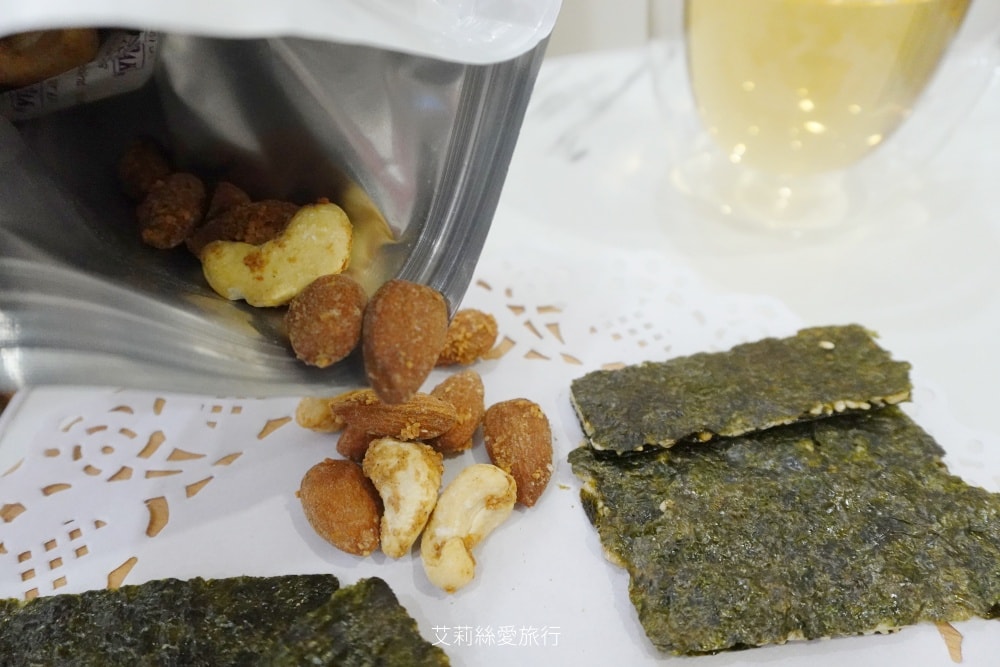 好吃零食伴手禮推薦 QIGI選吉海苔脆脆 腰果×杏仁果雙重脆 SGS檢驗合格 補充每日必需營養素