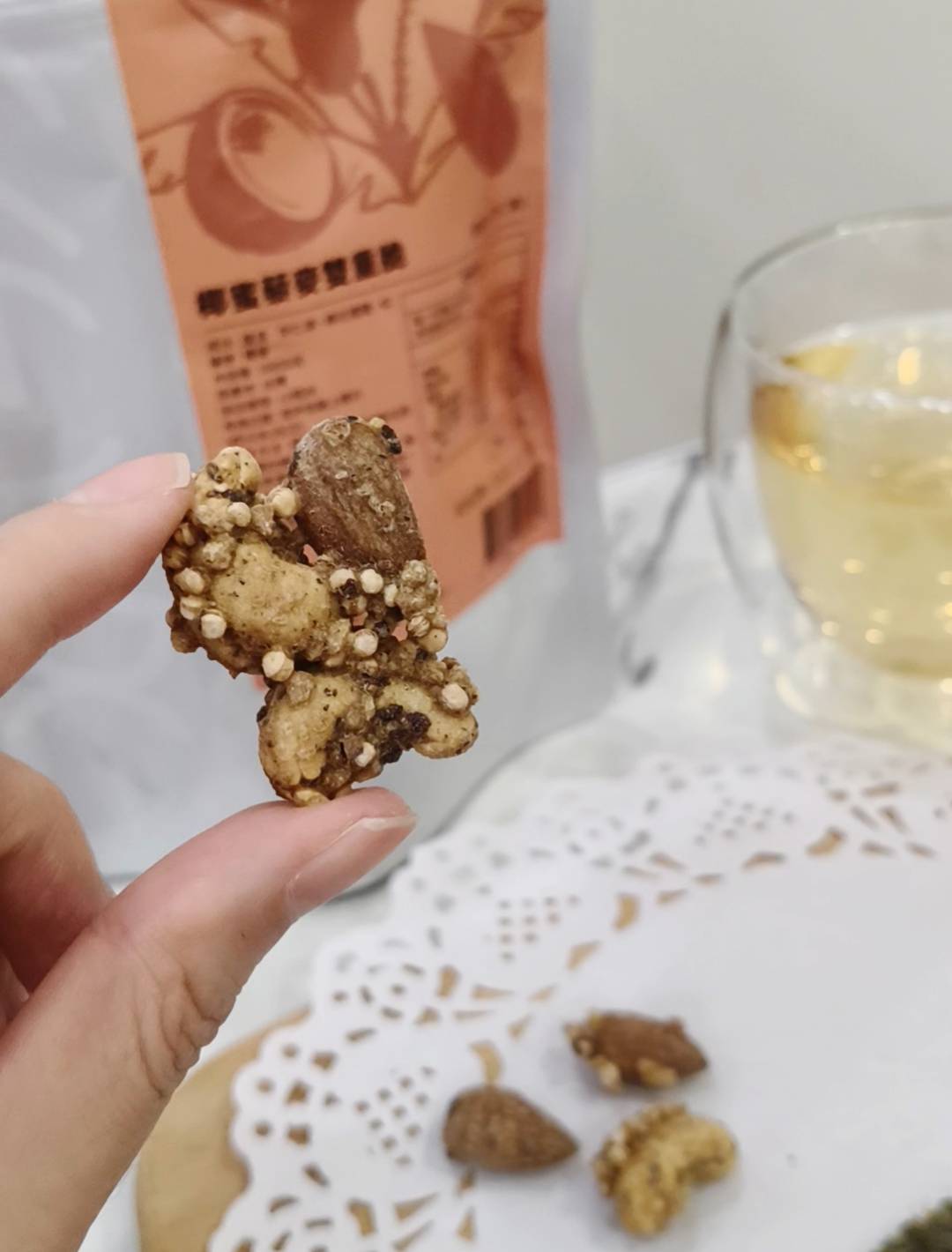 好吃零食伴手禮推薦 QIGI選吉海苔脆脆 腰果×杏仁果雙重脆 SGS檢驗合格 補充每日必需營養素
