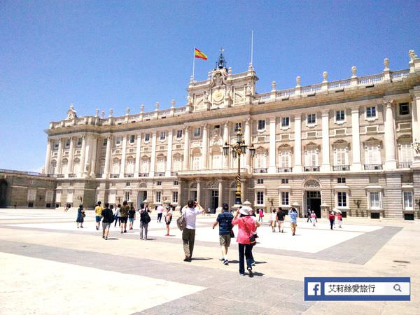 西班牙皇宮 (1).jpg