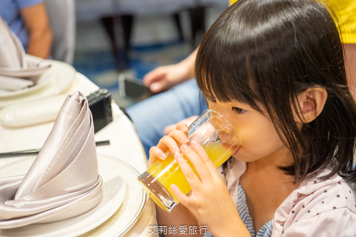 內湖桌菜美食推薦！ 88會館-郭董私房菜 現撈活體海鮮 龍蝦 活鮑魚 產地直送新鮮食材 活魚兩吃