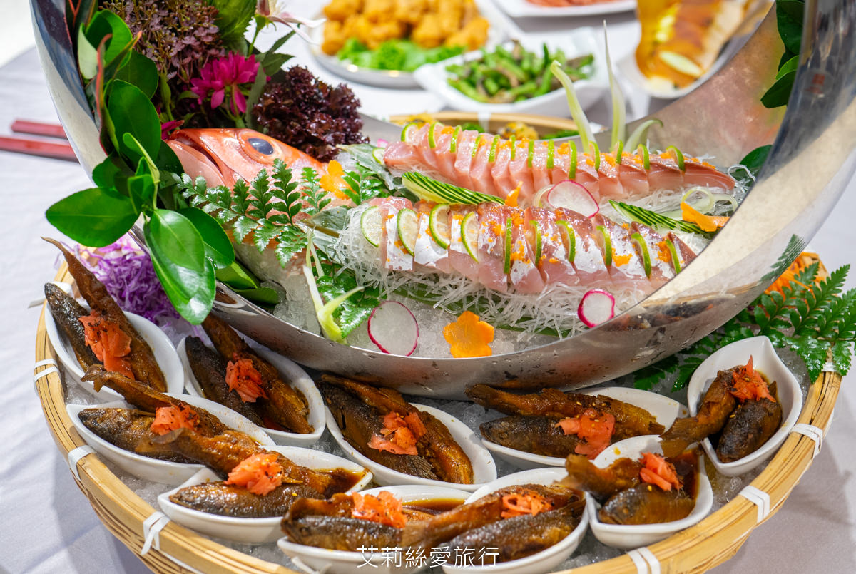 內湖桌菜美食推薦！ 88會館-郭董私房菜 現撈活體海鮮 龍蝦 活鮑魚 產地直送新鮮食材 活魚兩吃