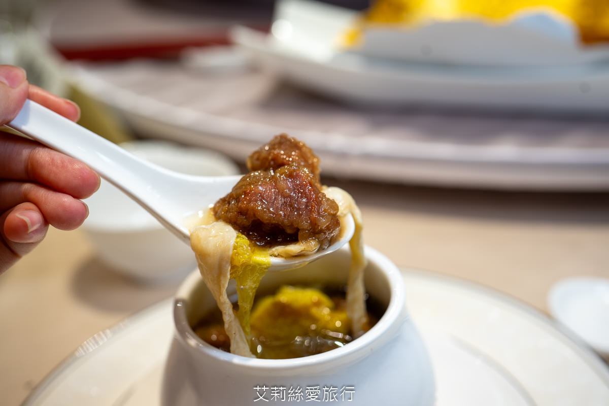 內湖桌菜美食推薦！ 88會館-郭董私房菜 現撈活體海鮮 龍蝦 活鮑魚 產地直送新鮮食材 活魚兩吃