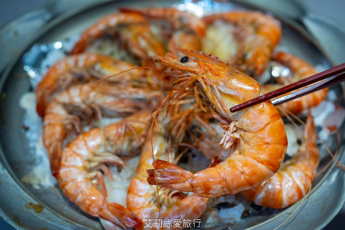 內湖桌菜美食推薦！ 88會館-郭董私房菜 現撈活體海鮮 龍蝦 活鮑魚 產地直送新鮮食材 活魚兩吃