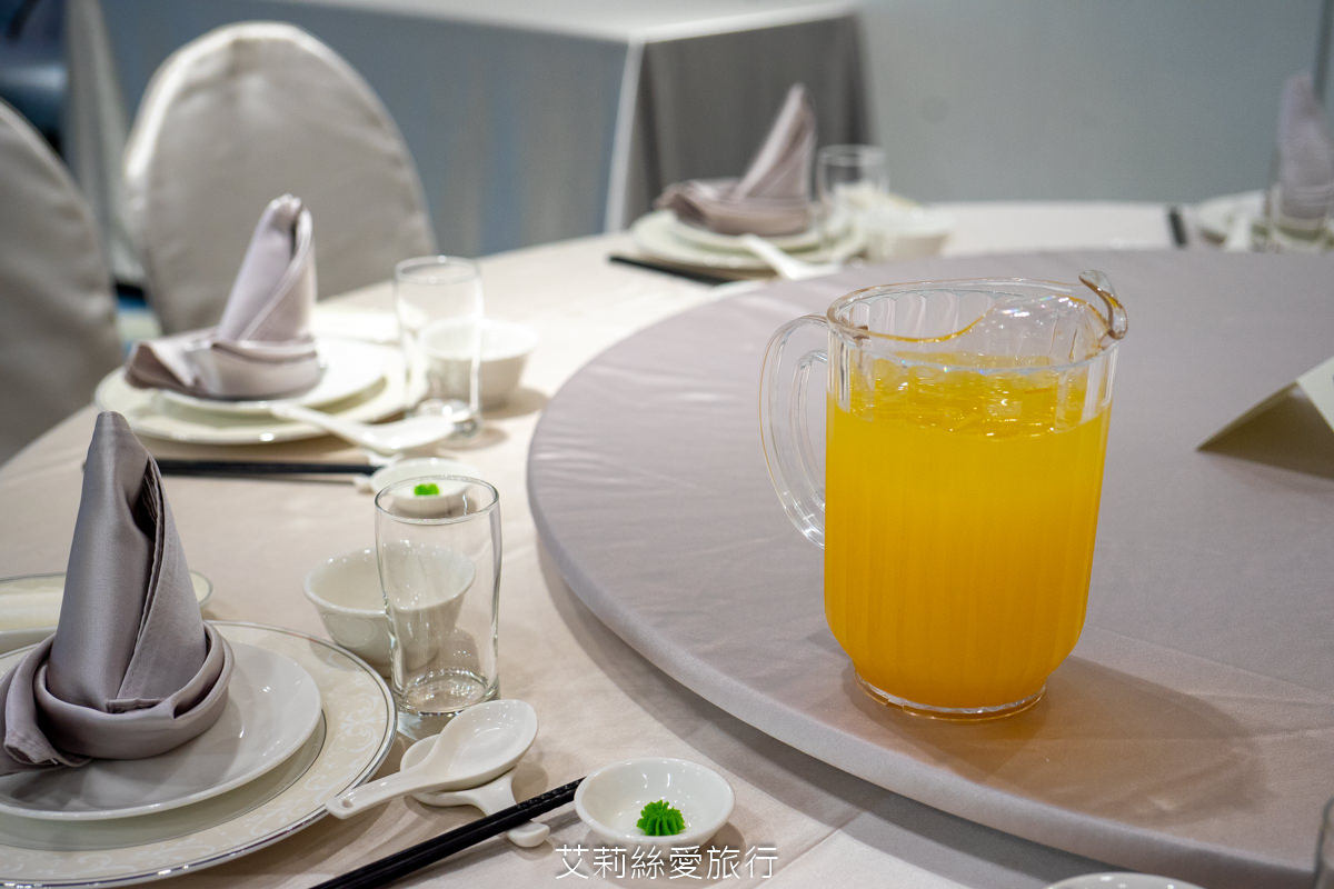 內湖桌菜美食推薦！ 88會館-郭董私房菜 現撈活體海鮮 龍蝦 活鮑魚 產地直送新鮮食材 活魚兩吃