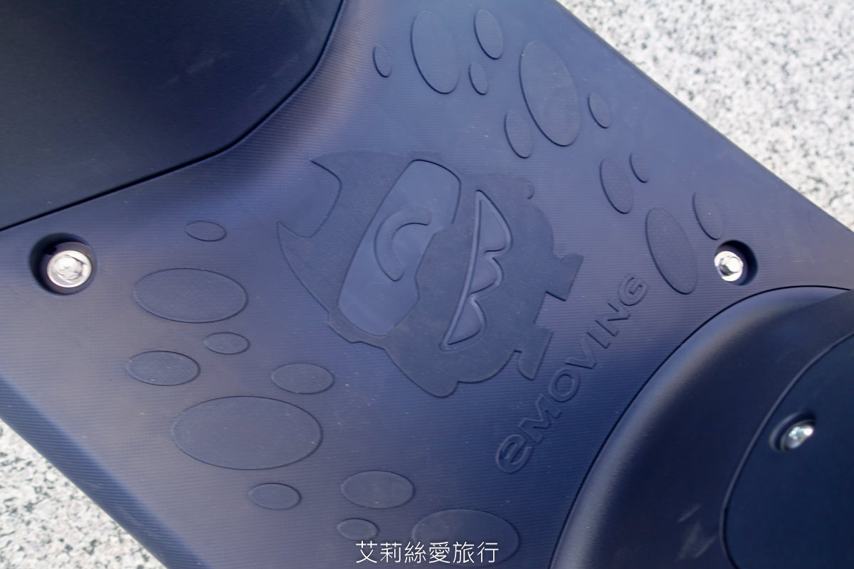 電動機車推薦 EZ1 eMOVING 復古燻綠好吸睛 市區代步輕巧好移動 - 第20張圖 電動機車推薦 EZ1 eMOVING 復古燻綠好吸睛 市區代步輕巧好移動