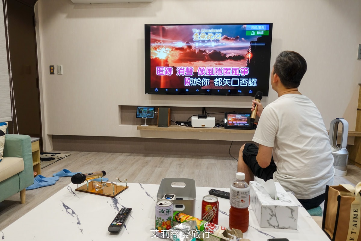 中和景點 Exhibit.生活館 中和空間租借 獨立的隱私空間可唱歌玩switch遊戲機 慶生場地 練舞教室 商務會議場地 雨天備案