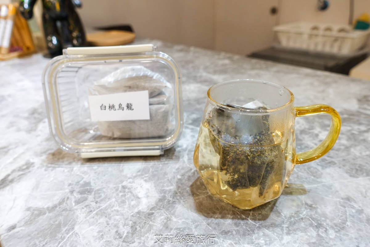 中和景點 Exhibit.生活館 中和空間租借 獨立的隱私空間可唱歌玩switch遊戲機 慶生場地 練舞教室 商務會議場地 雨天備案