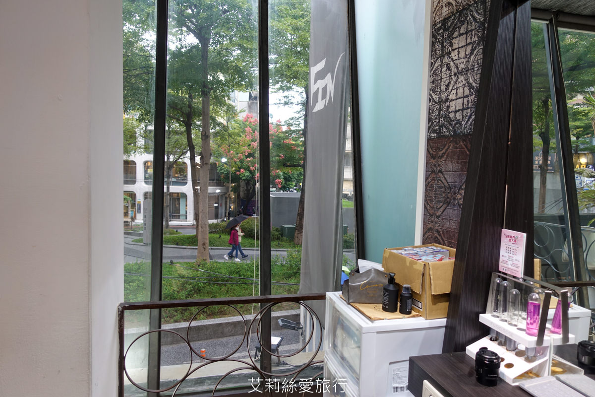 台北染髮推薦 網路高人氣髮廊 FIN Hair Salon 中山區剪燙染 近捷運中山站