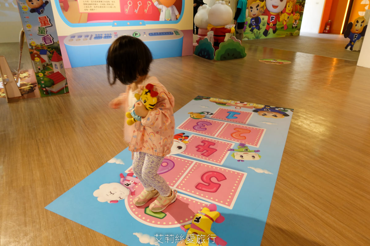 新北免費展覽 FOOD超人尋找金鑰大作戰 互動玩遊戲 和可愛公仔拍照 買週邊商品 板橋府中15 捷運府中站