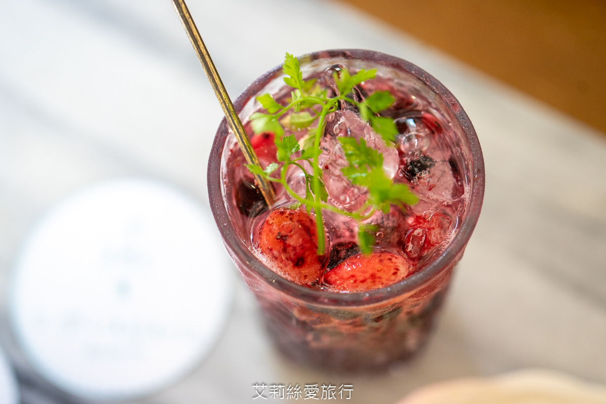 新北板橋排隊甜點 Ponpie 澎派 新鮮水果塔 必吃下午茶 我的藍莓夜 澄香花語(無麩質蛋糕) 捷運板橋站美食 - 第26張圖 新北板橋排隊甜點 Ponpie 澎派 新鮮水果塔 必吃下午茶 我的藍莓夜 澄香花語(無麩質蛋糕) 捷運板橋站美食