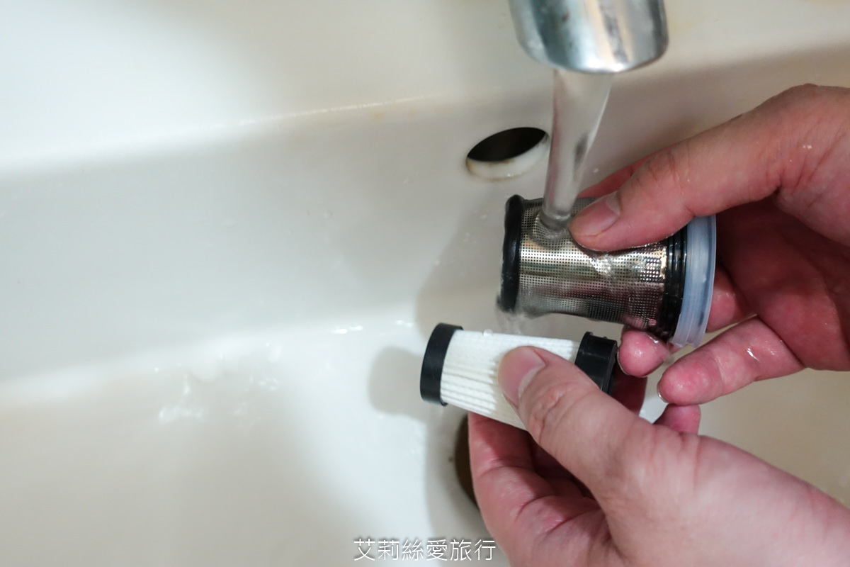 好物推薦 SANSUI山水輕淨吸迷你無線吸塵器 一機多用途無線手持好輕巧 還能變身塵螨機、居家車用清潔都ok！