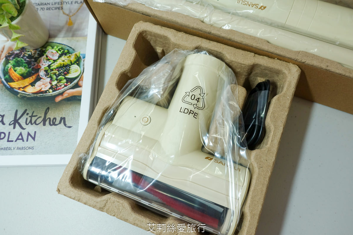 好物推薦 SANSUI山水輕淨吸迷你無線吸塵器 一機多用途無線手持好輕巧 還能變身塵螨機、居家車用清潔都ok！