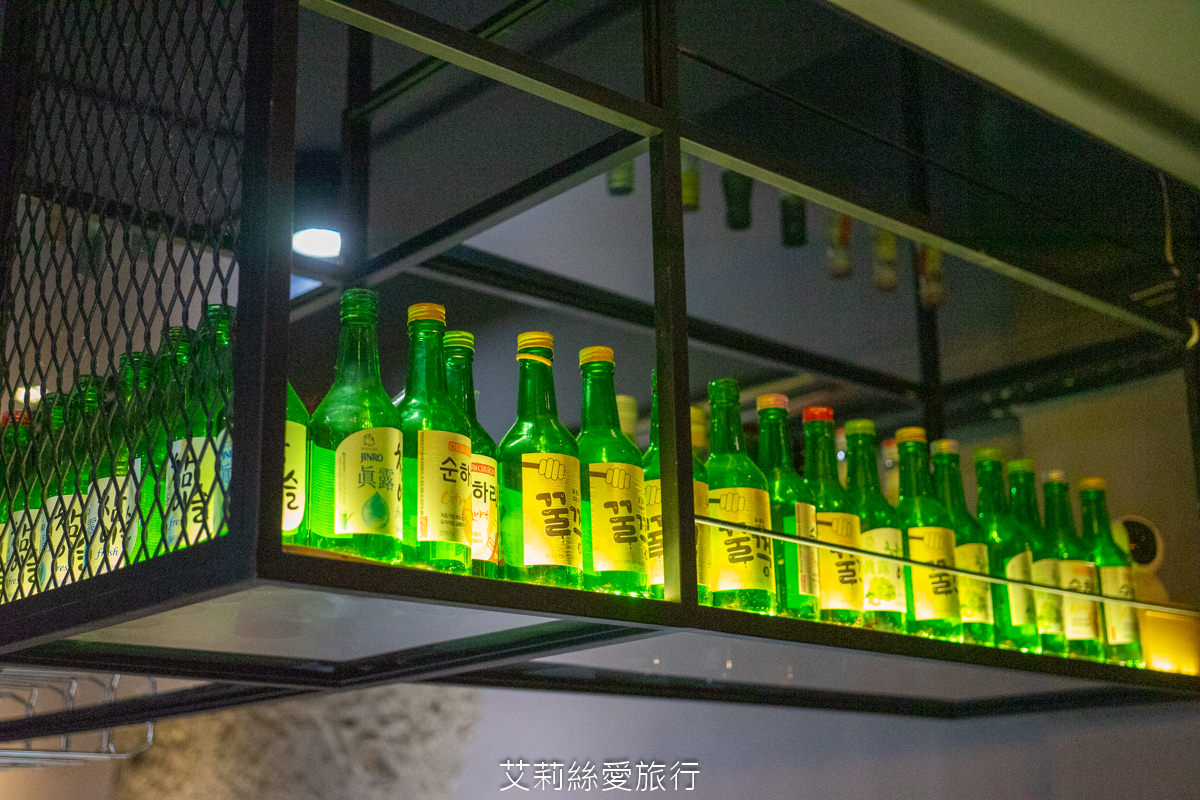 蘆洲韓式美食 That’s ok韓式餐酒館 韓國必吃 韓國一隻雞 蟹膏北海道干貝漢堡好鮮甜~辣味涼拌魷魚、PRIME翼板牛小排、韓國五花肉烤肉…吃飽飽又滿足！