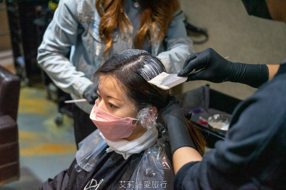 板橋染髮推薦！Worhair新埔店 剪髮250元 燙髮或染髮只要1200元起不分長短還送洗加剪！ 新埔捷運站步行可抵達