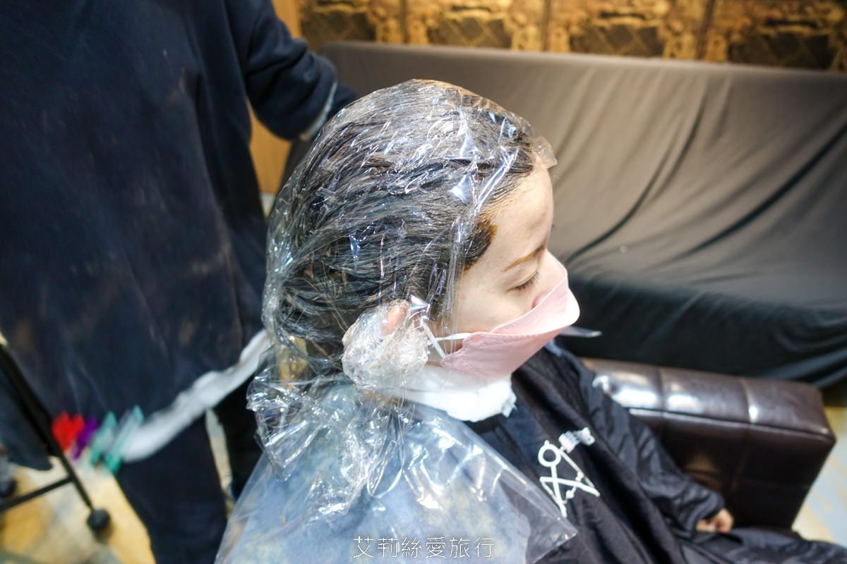 板橋染髮推薦！Worhair新埔店 剪髮250元 燙髮或染髮只要1200元起不分長短還送洗加剪！ 新埔捷運站步行可抵達