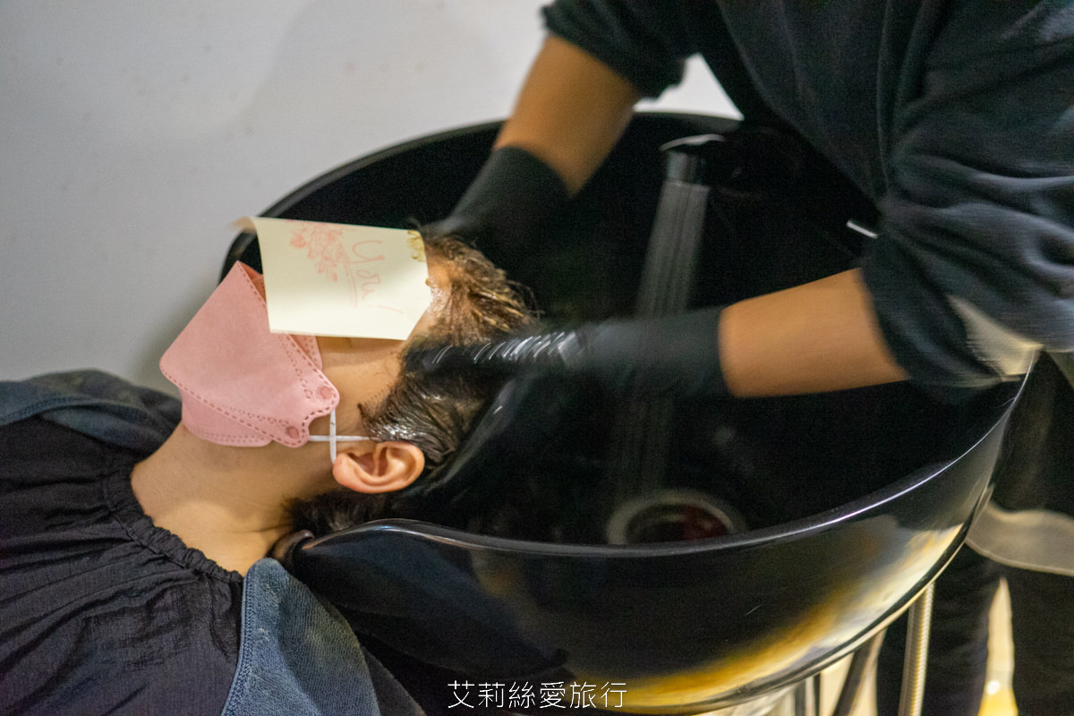 板橋染髮推薦！Worhair新埔店 剪髮250元 燙髮或染髮只要1200元起不分長短還送洗加剪！ 新埔捷運站步行可抵達