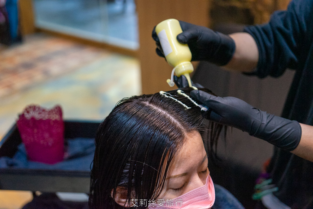 板橋染髮推薦！Worhair新埔店 剪髮250元 燙髮或染髮只要1200元起不分長短還送洗加剪！ 新埔捷運站步行可抵達