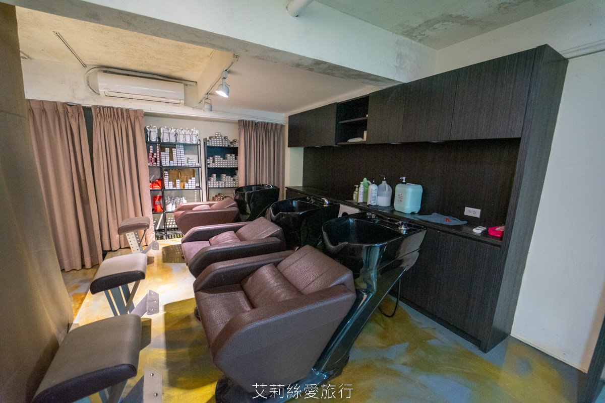 板橋染髮推薦！Worhair新埔店 剪髮250元 燙髮或染髮只要1200元起不分長短還送洗加剪！ 新埔捷運站步行可抵達