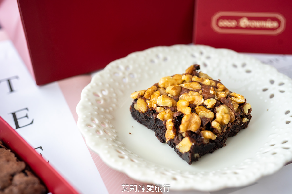 彌月蛋糕推薦 coco.Brownies 可可布朗 彌月蛋糕禮盒 台北知名甜點 好吃布朗尼 迷你磅蛋糕 大巨蛋甜點下午茶
