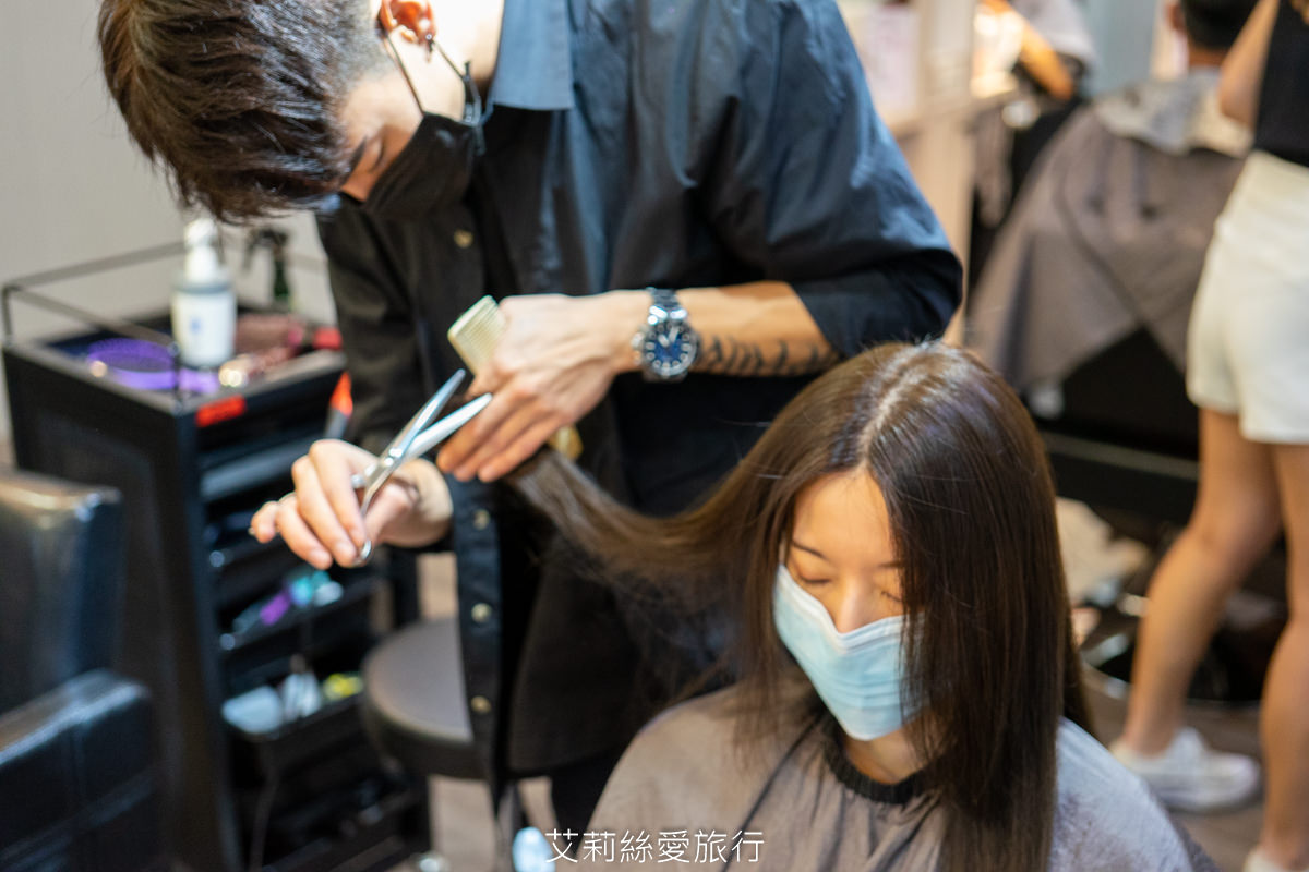 信義區染髮推薦 wor hair燙髮或染髮只要1200元起不分長短還送洗加剪哦！近台北101世貿站