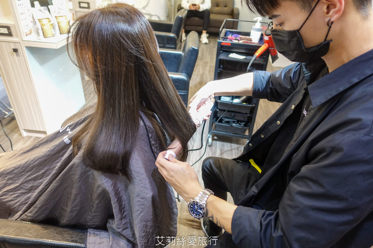 信義區染髮推薦 wor hair燙髮或染髮只要1200元起不分長短還送洗加剪哦！近台北101世貿站